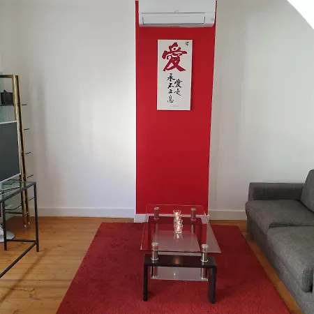 Luxe 1-2-3 Bed & Breakfast 2*